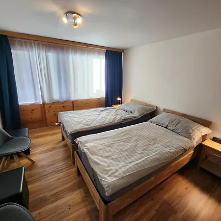 Fuer 4 Pers Neben Talstation Parsennbahn Und Buenda Skilift Private Dachterrasse ダヴォス・プラッツ