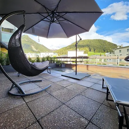 Fuer 4 Pers Neben Talstation Parsennbahn Und Buenda Skilift Private Dachterrasse *