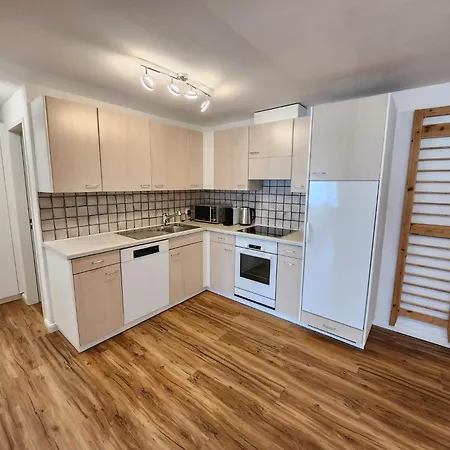 Fuer 4 Pers Neben Talstation Parsennbahn Und Buenda Skilift Private Dachterrasse アパート ダヴォス・プラッツ