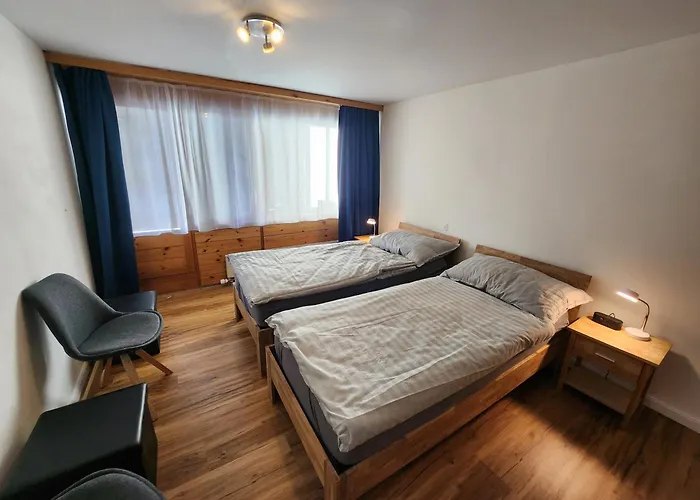 Fuer 4 Pers Neben Talstation Parsennbahn Und Buenda Skilift Private Dachterrasse ダヴォス・プラッツ