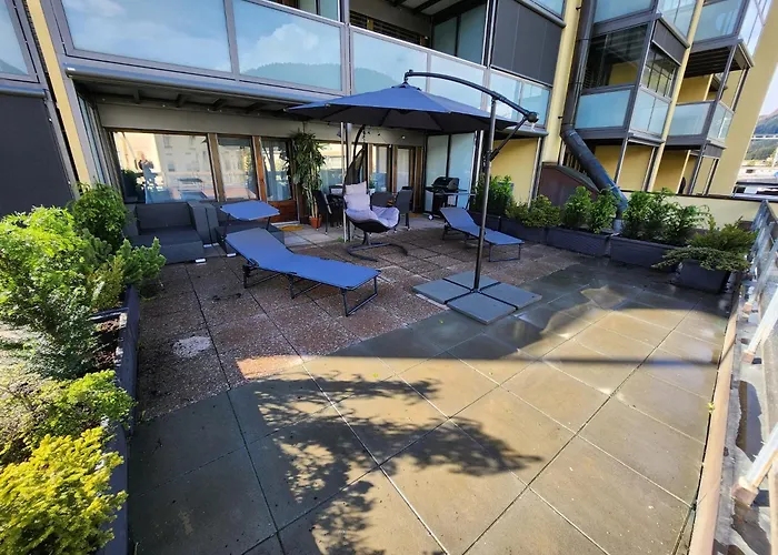 Fuer 4 Pers Neben Talstation Parsennbahn Und Buenda Skilift Private Dachterrasse Appartement