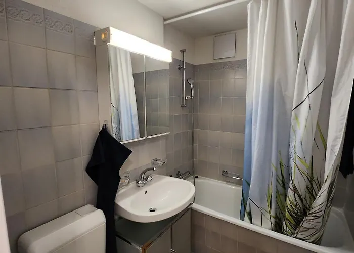 Lejlighed Fuer 4 Pers Neben Talstation Parsennbahn Und Buenda Skilift Private Dachterrasse *