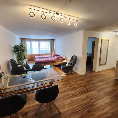 아파트 2 Neben Talstation Parsennbahn Und Buenda-lift Mit 60m2 Grosser, Privater Dachterrasse