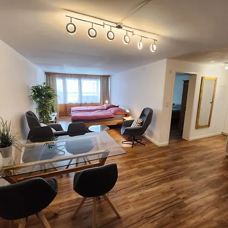 2 Neben Talstation Parsennbahn Und Buenda-lift Mit 60m2 Grosser, Privater Dachterrasse * 다보스